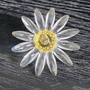 Retired Genuine Swarovski 1999 Yellow Maguerite Flower